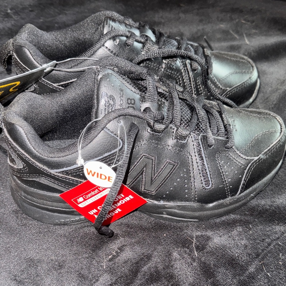 New Balance Wide Fit Black Athletic Shoes